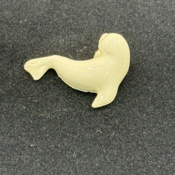 Hagen Renaker Baby Harp Seal White 1980's Collectible Trinket Figurine - Picture 2 of 6